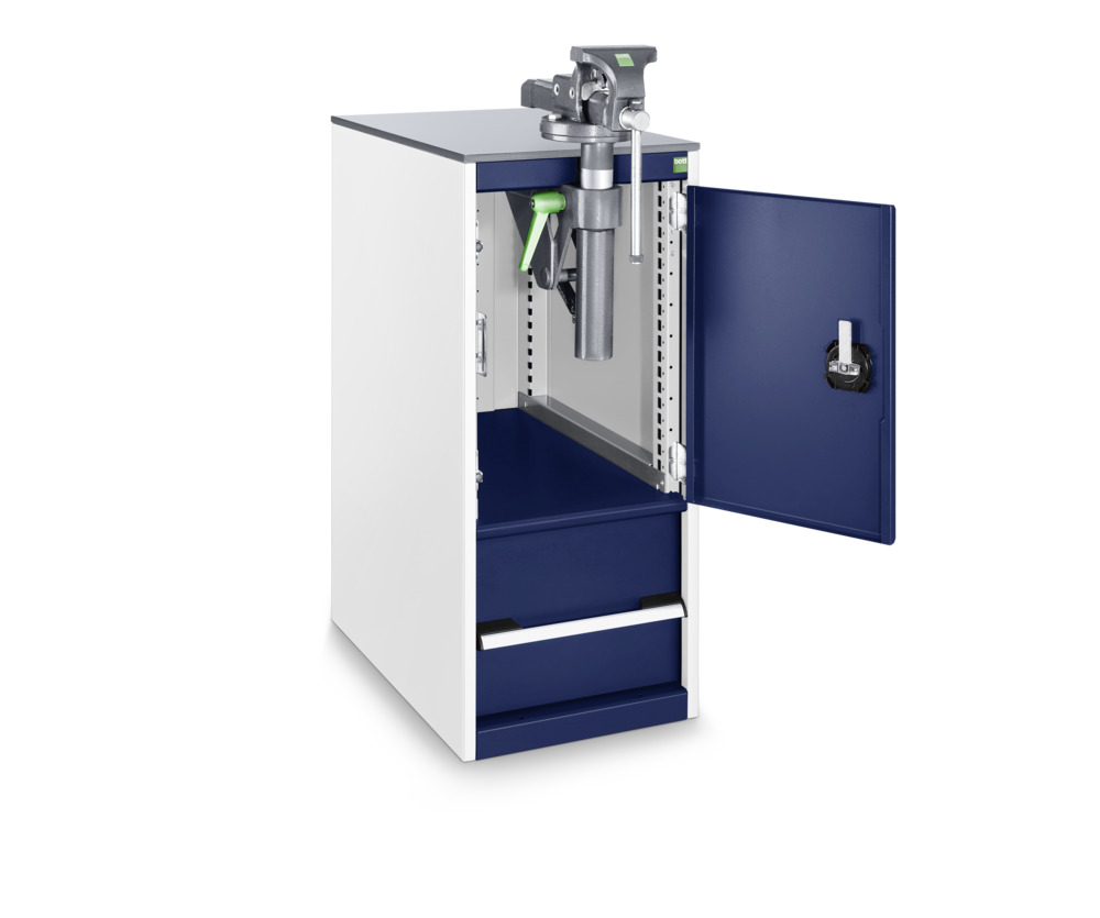 40017100.11V - armoire et son étau