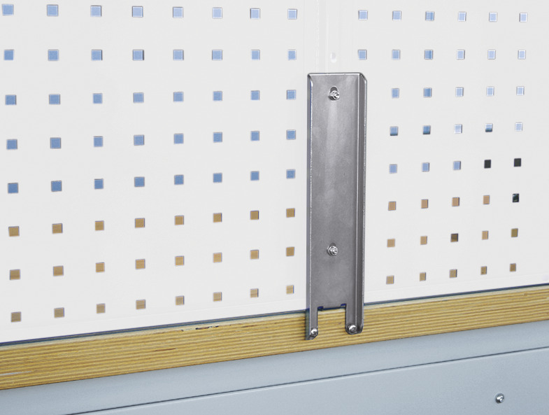 08030048&#x20;-&#x20;&#xE9;querre&#x20;de&#x20;fixation&#x20;perfo